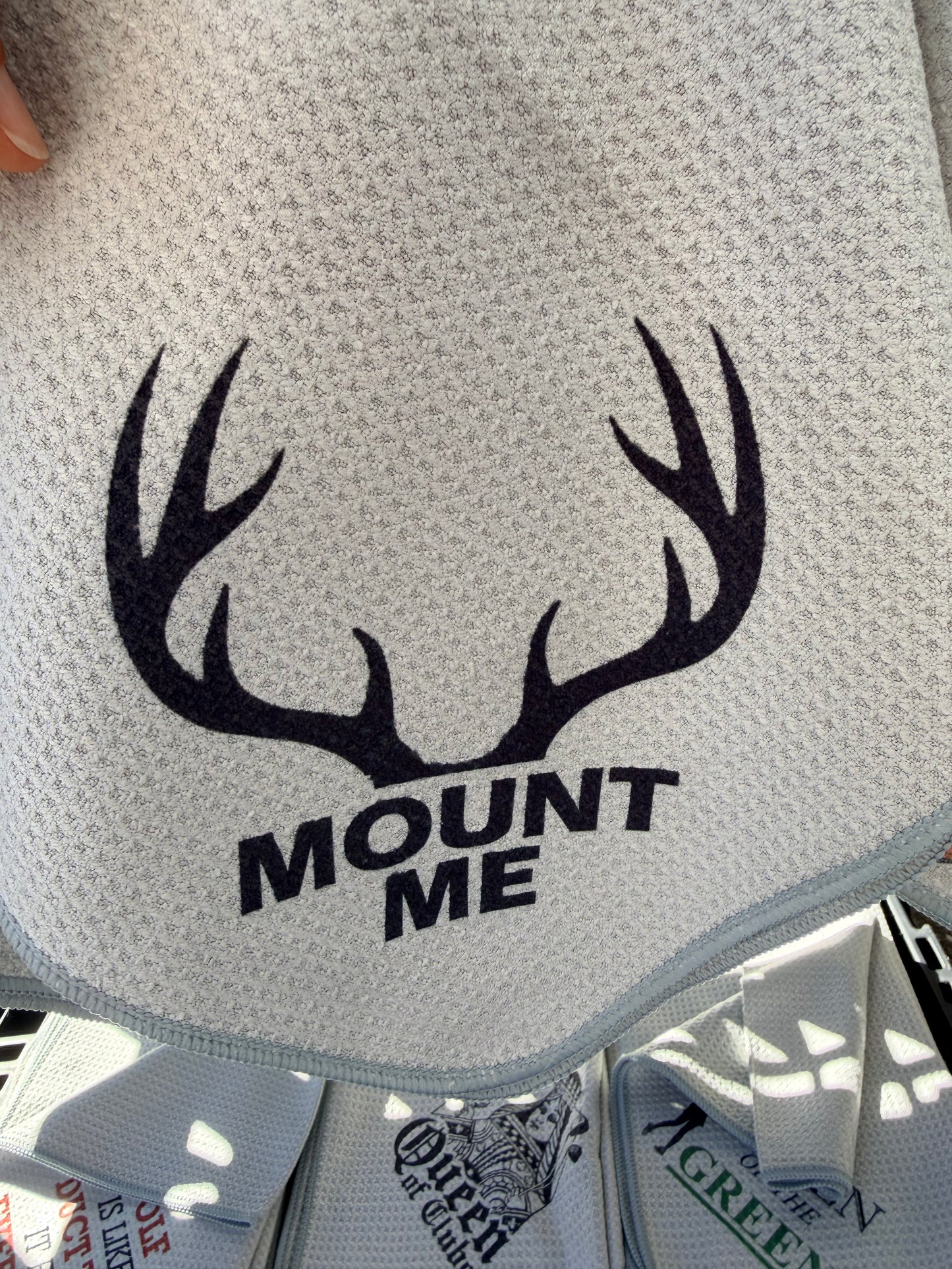 Mount me ( hunting towel)